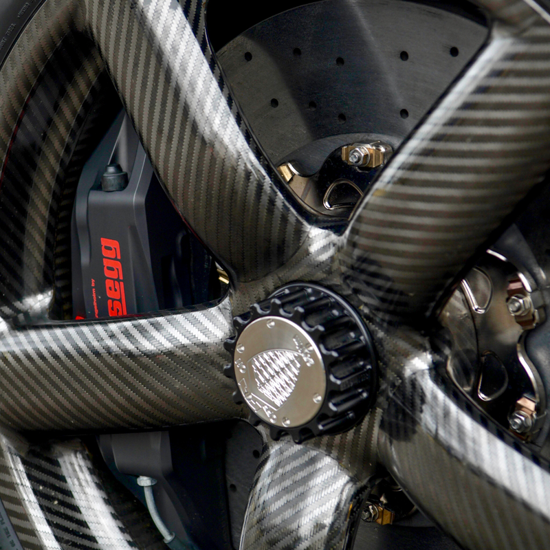 Illustration for article titled Colori di LaFerrari photodump
